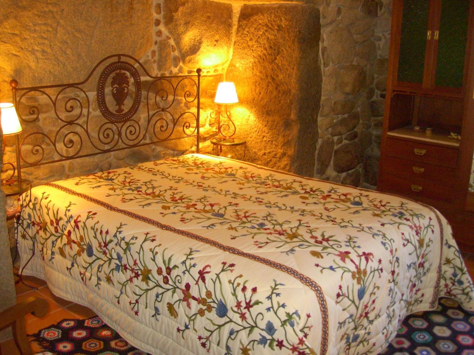 מלון Aricera Outros Tempos Turismo De Aldeia מראה חיצוני תמונה