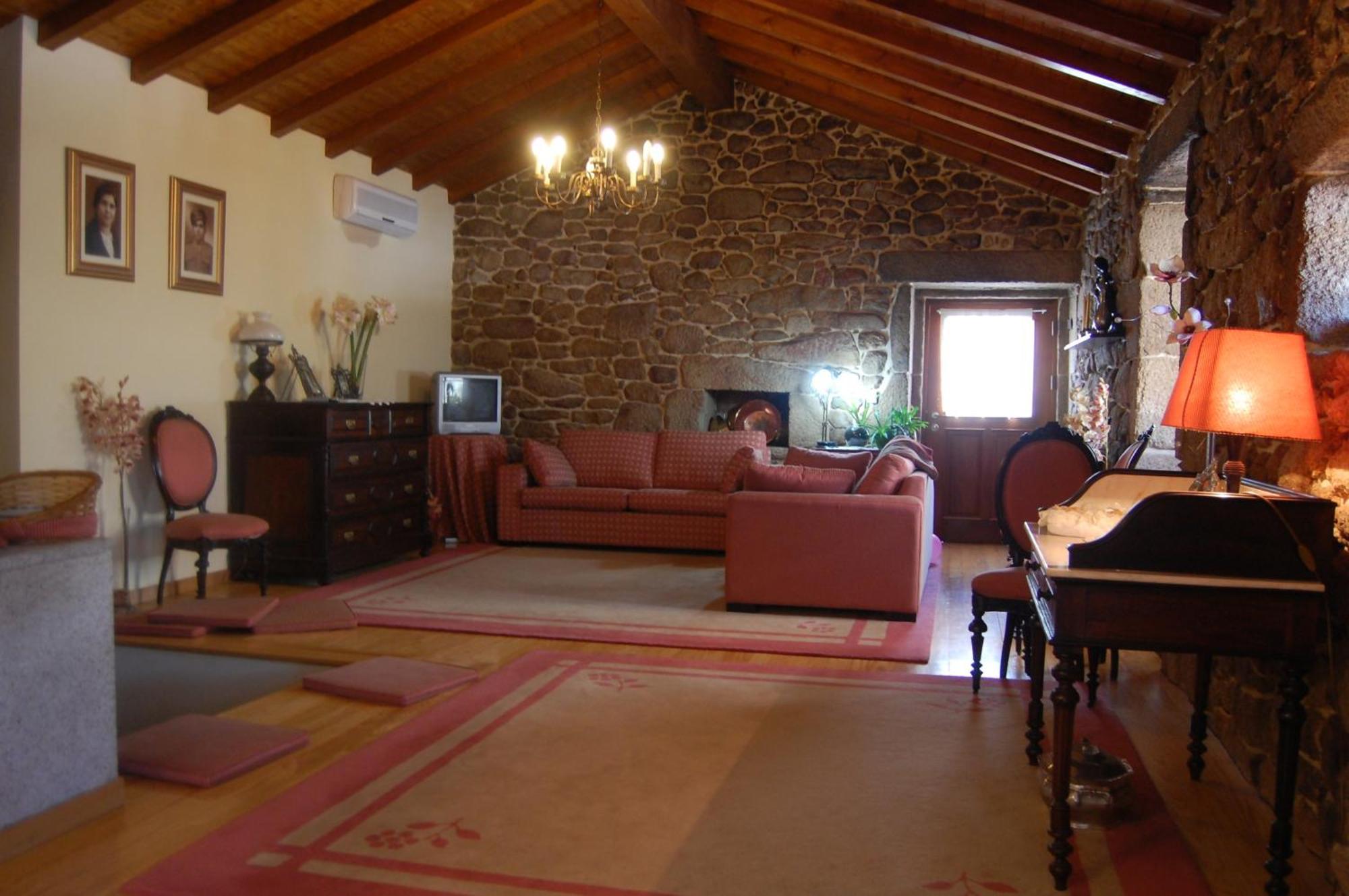 מלון Aricera Outros Tempos Turismo De Aldeia מראה חיצוני תמונה